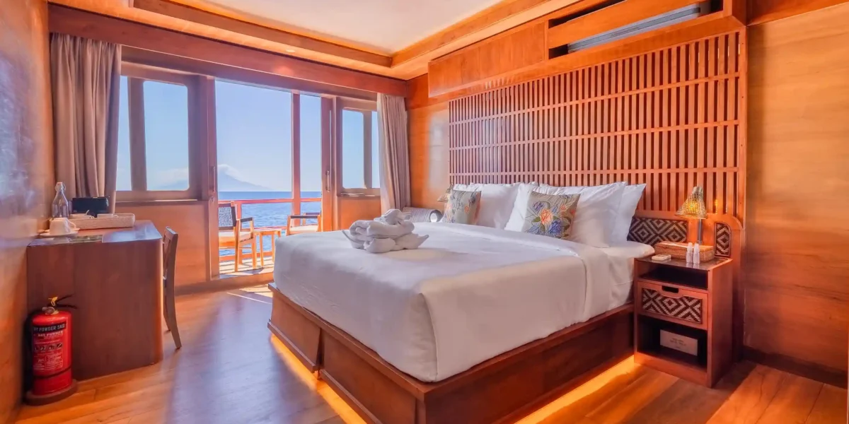 Executive Suite - Image 1